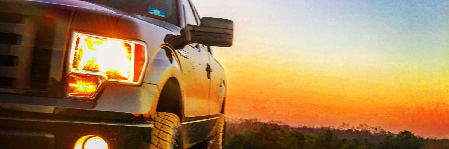 bgomez117's profile banner image