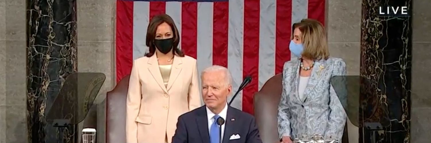 Giuseppina 👩🏻‍🏭✍⚖ (Zorro's 🗡) 🇺🇸🇮🇹🏳️‍🌈 banner