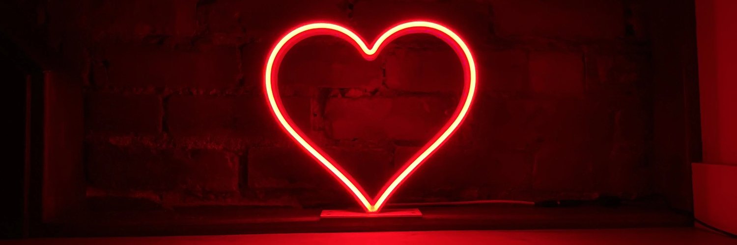 L0VE banner