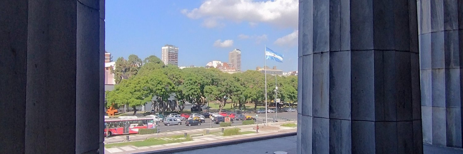 _mendozaluli's profile banner image
