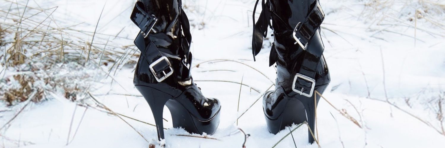 Robert The Old Peacock banner