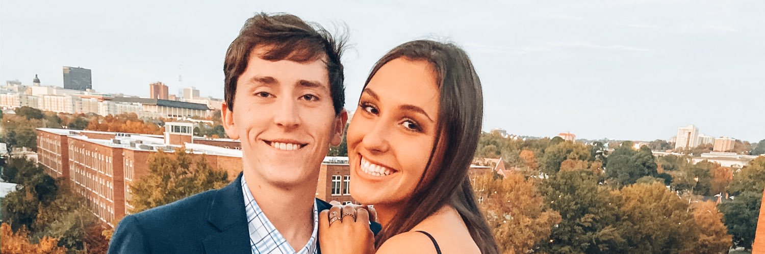 _laurenhess's profile banner image