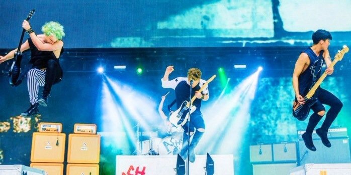 5SOSVNFAM's profile banner image