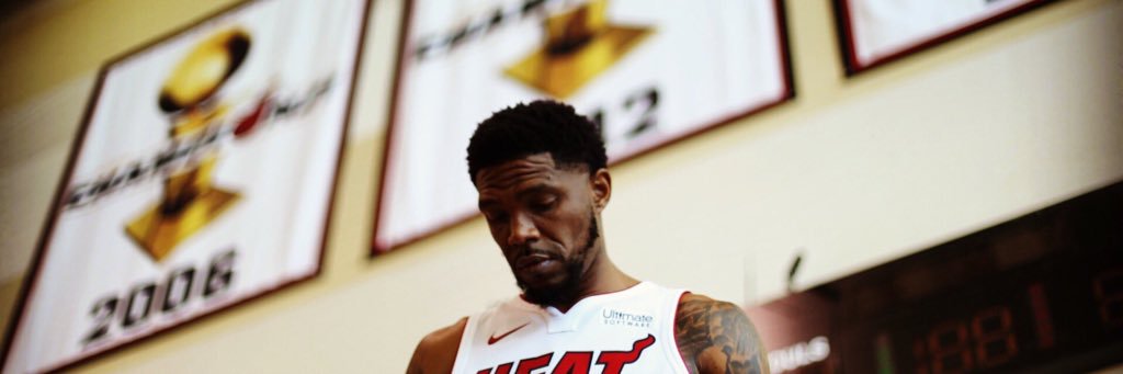 UD305FanPage's profile banner image