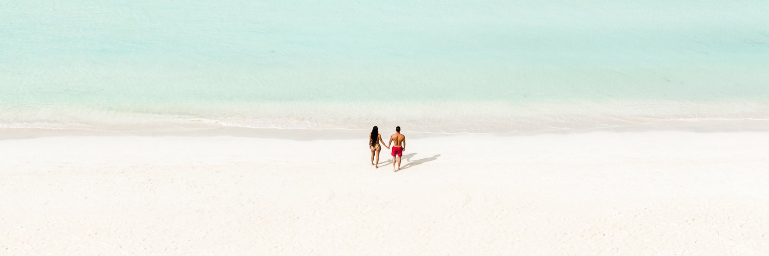 Couples Resorts banner