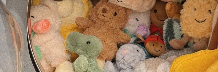 ggchanika's profile banner image