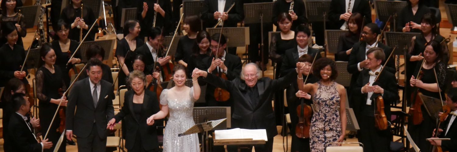 冨平安希子　Akiko Tomihira banner