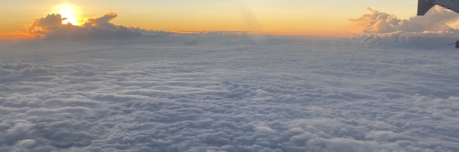 ValeVinuezza's profile banner image