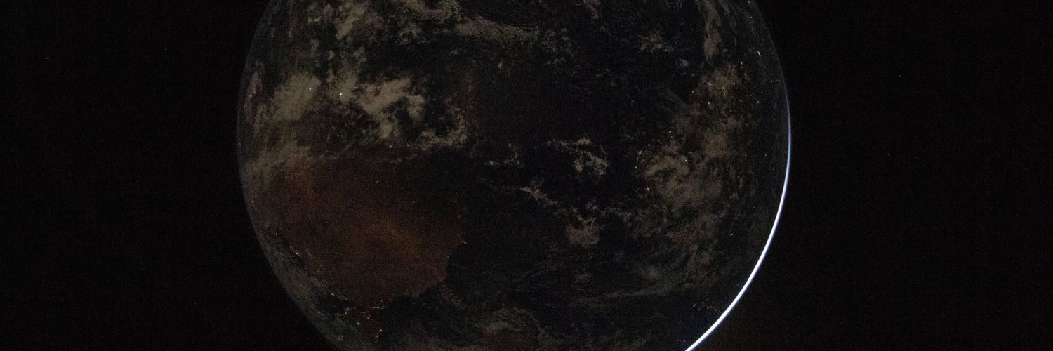colibrirufo's profile banner image