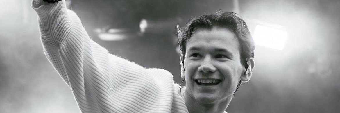 crackdapavement's profile banner image