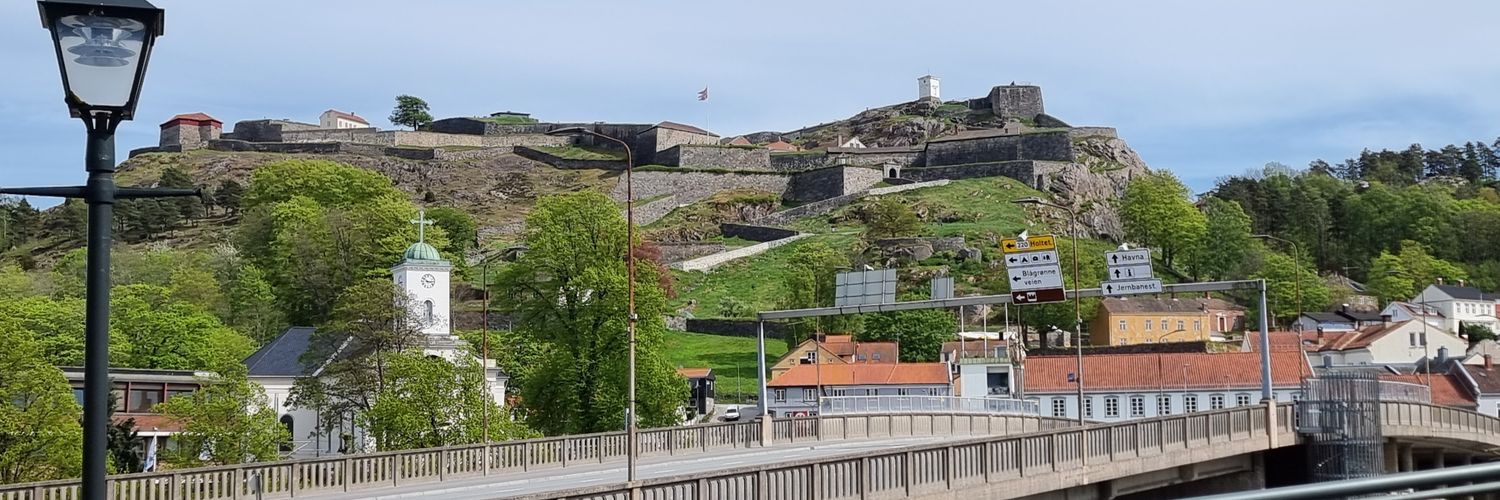 Kristher Vik 🔰 banner