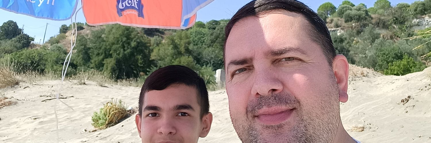 mrttroy's profile banner image