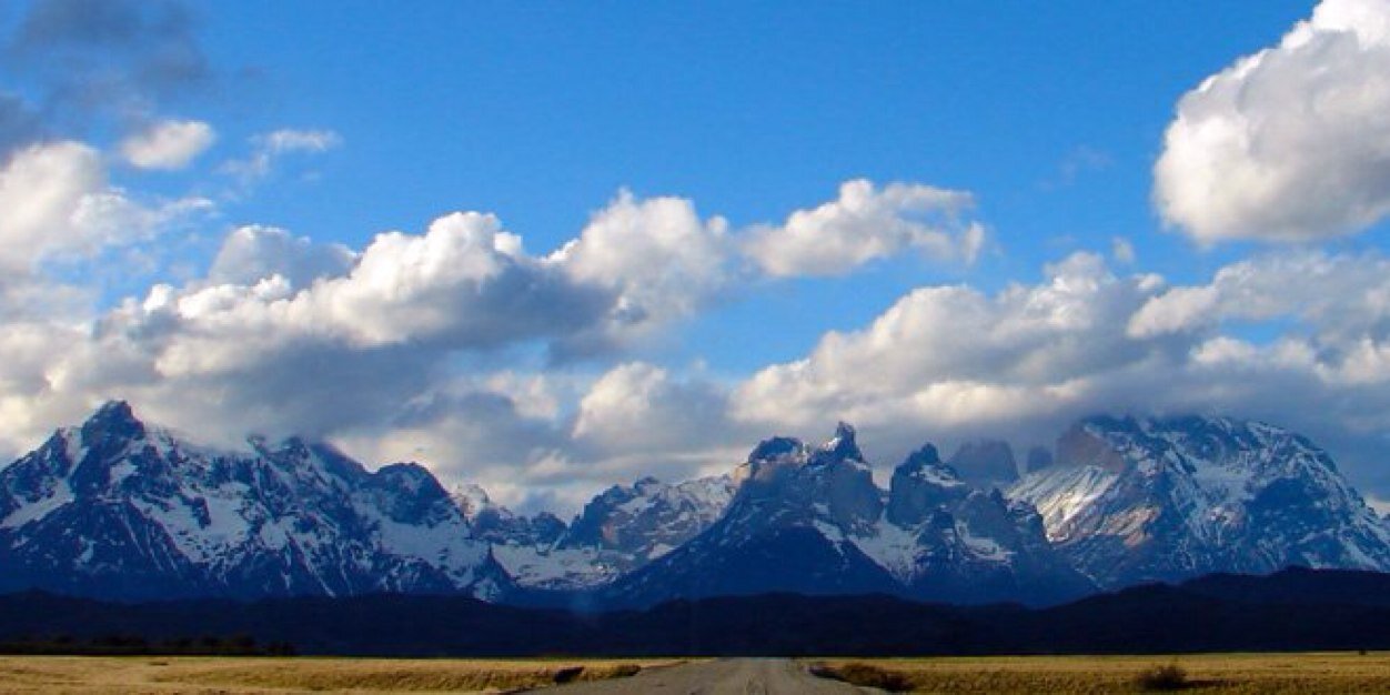 lostrinos's profile banner image