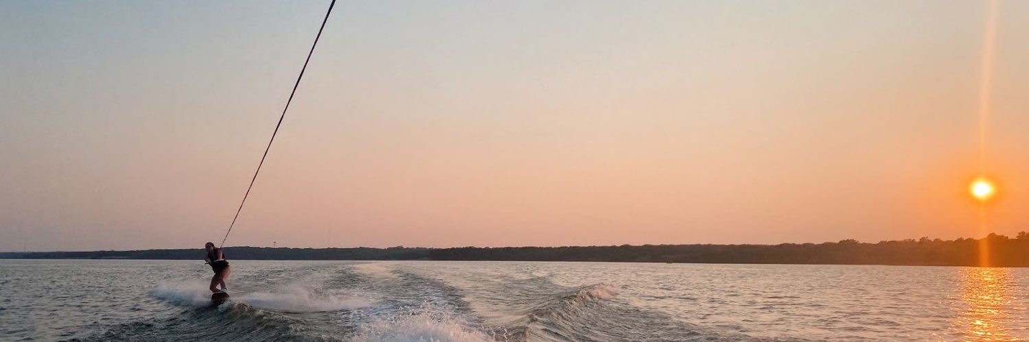 tenleybogle's profile banner image