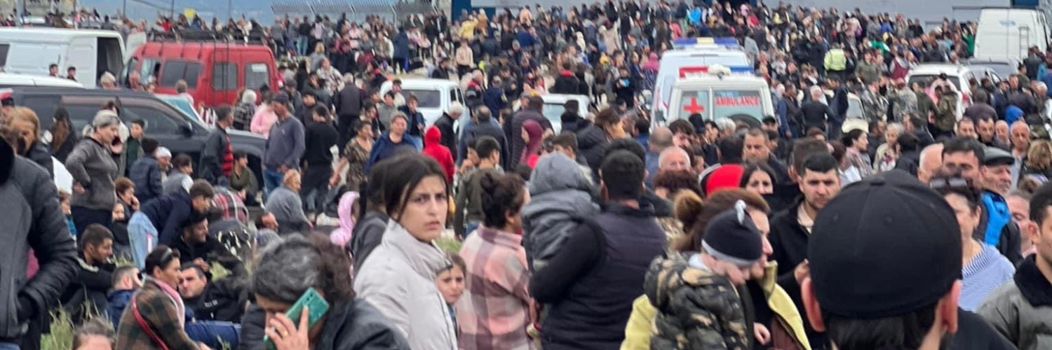 Vicken Cheterian banner