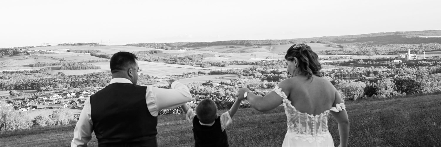 _charlinechvch's profile banner image
