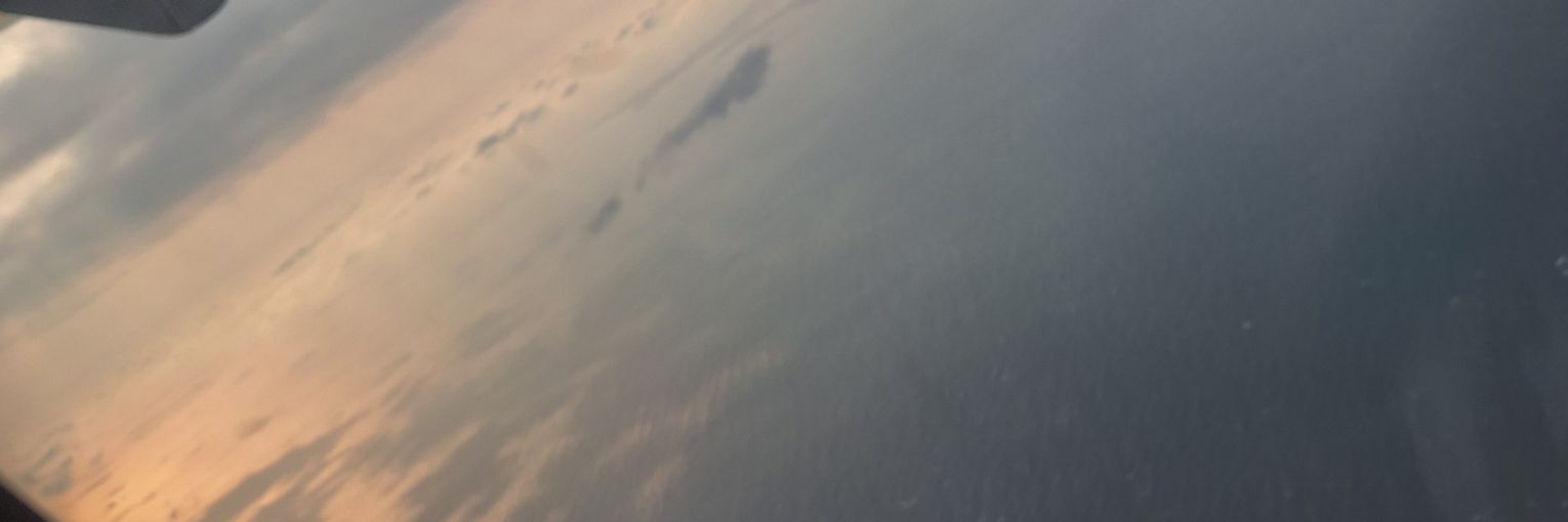 晨曦🐰誰拍照不修圖 banner