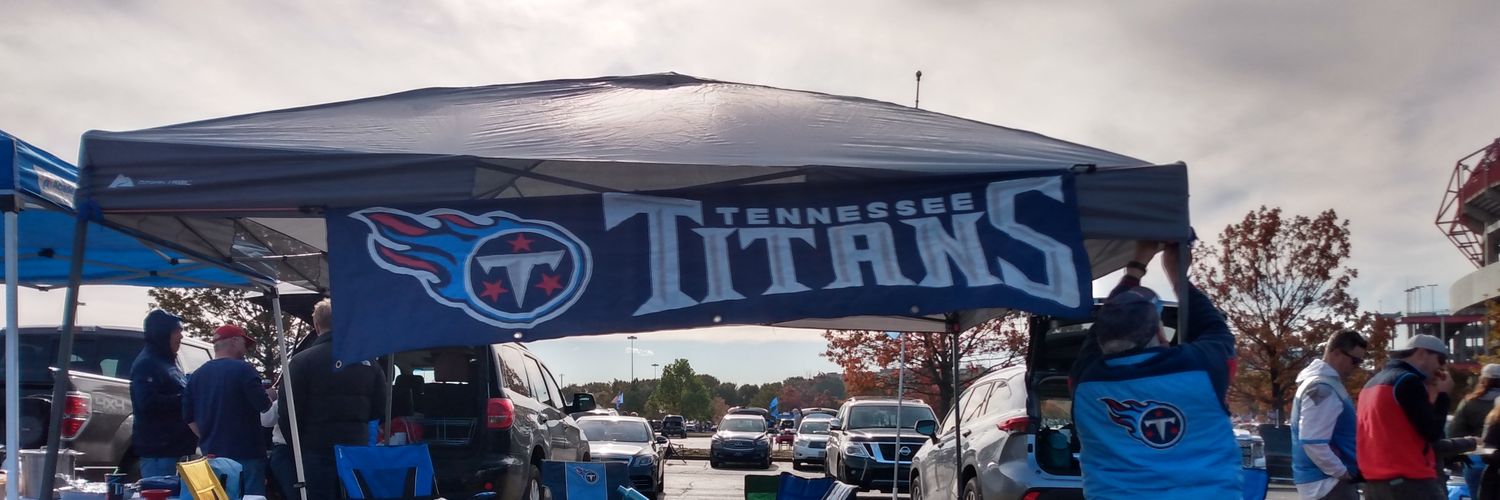 Halfpinthausen banner