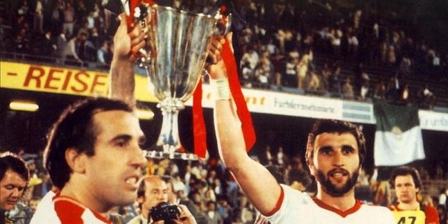 fcbclassic's profile banner image