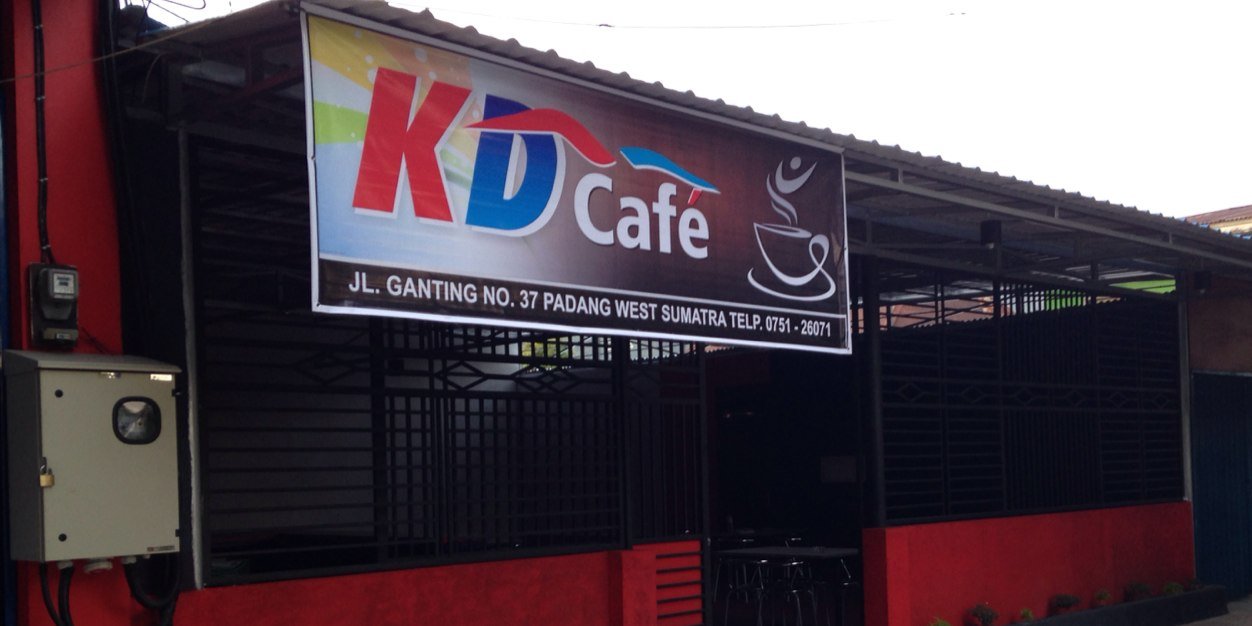 KDCafe37's profile banner image