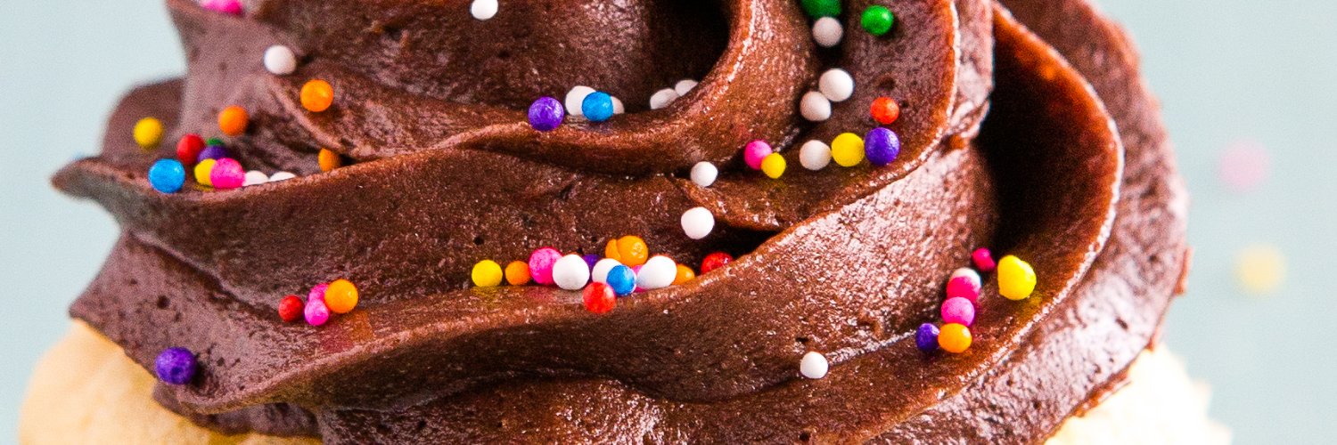 CAKEBOXBAKERY's profile banner image
