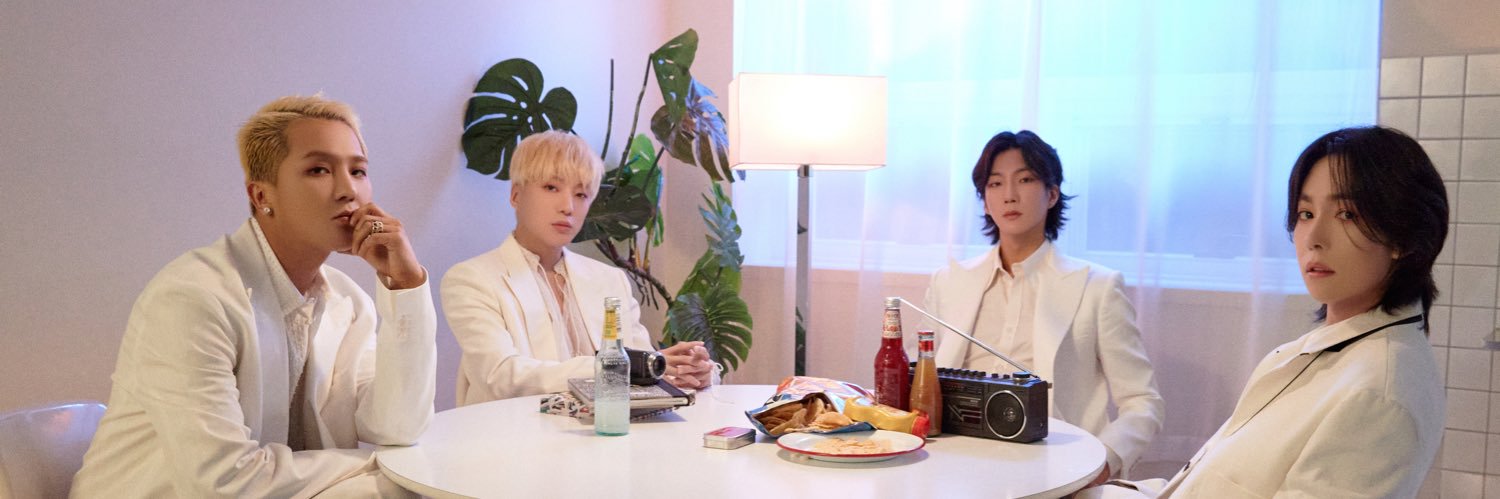 • everyday is ยม • banner