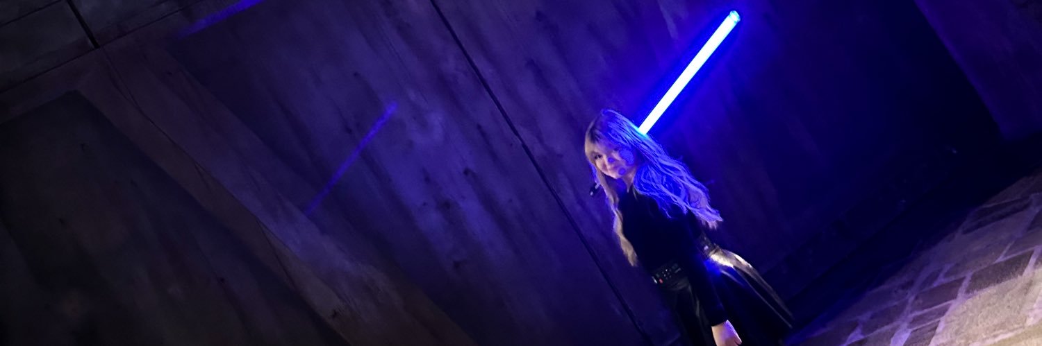 EmmyP013's profile banner image