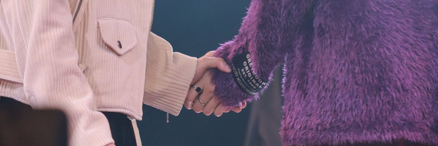 lovejae122's profile banner image