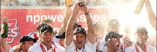 Andrew Strauss banner
