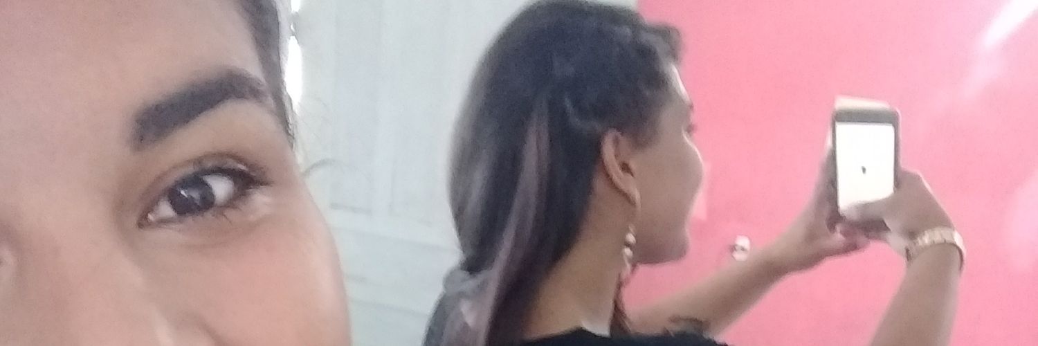CaroliniPaim's profile banner image