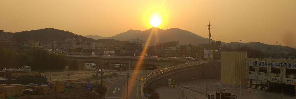 Laura Margueritte banner