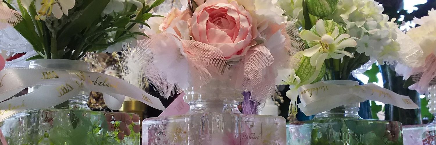 難波 麻希子⭐️アロマ講師/ハーブ講師/ハンドメイド作家 banner