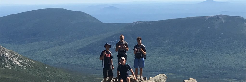 emurr14's profile banner image