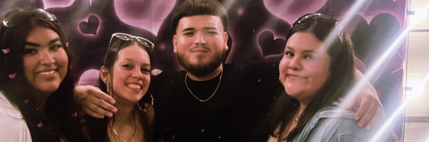 bethanyyraee's profile banner image