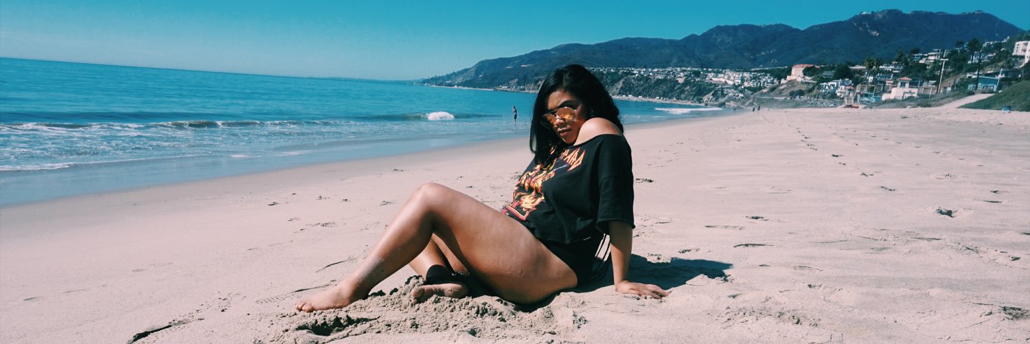 KayLoveJones's profile banner image
