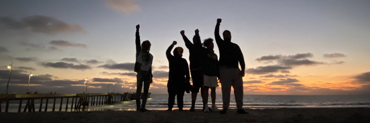 SoForeverGolden's profile banner image