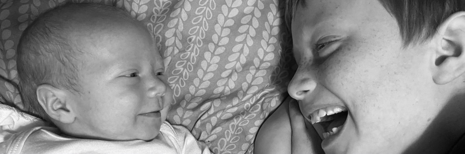 em_ily_mae's profile banner image
