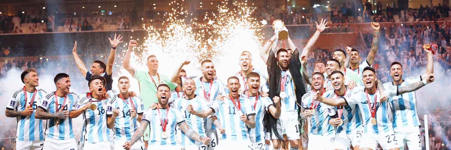 catadonaa's profile banner image