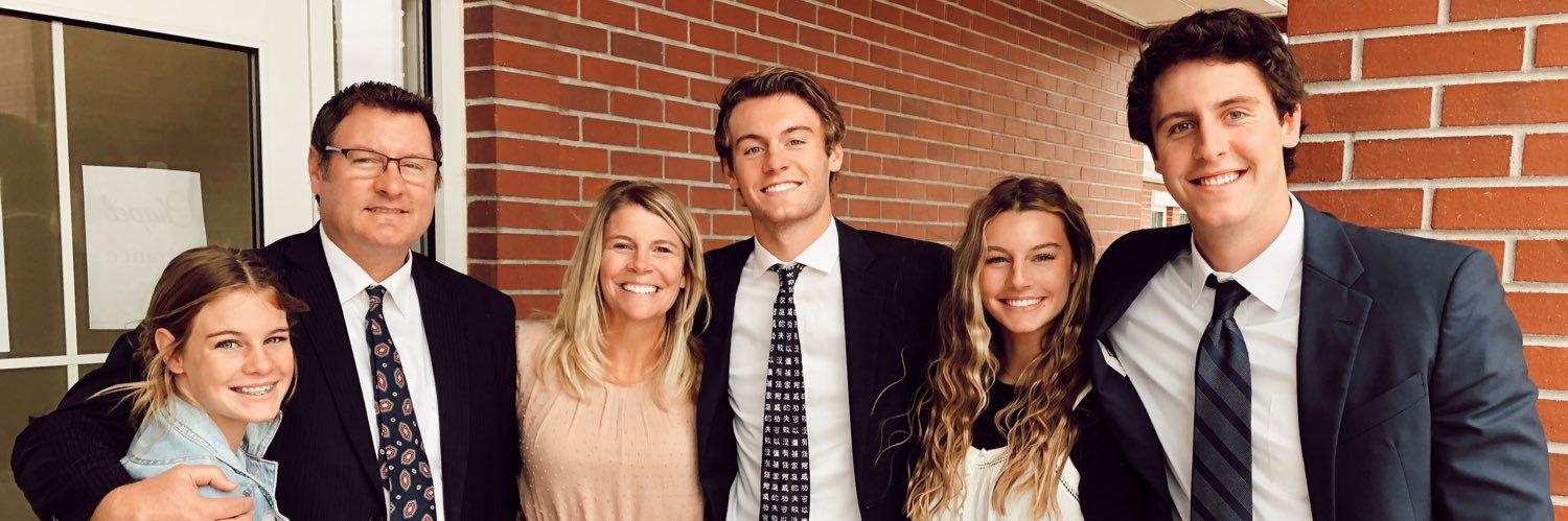 tannergiles22's profile banner image