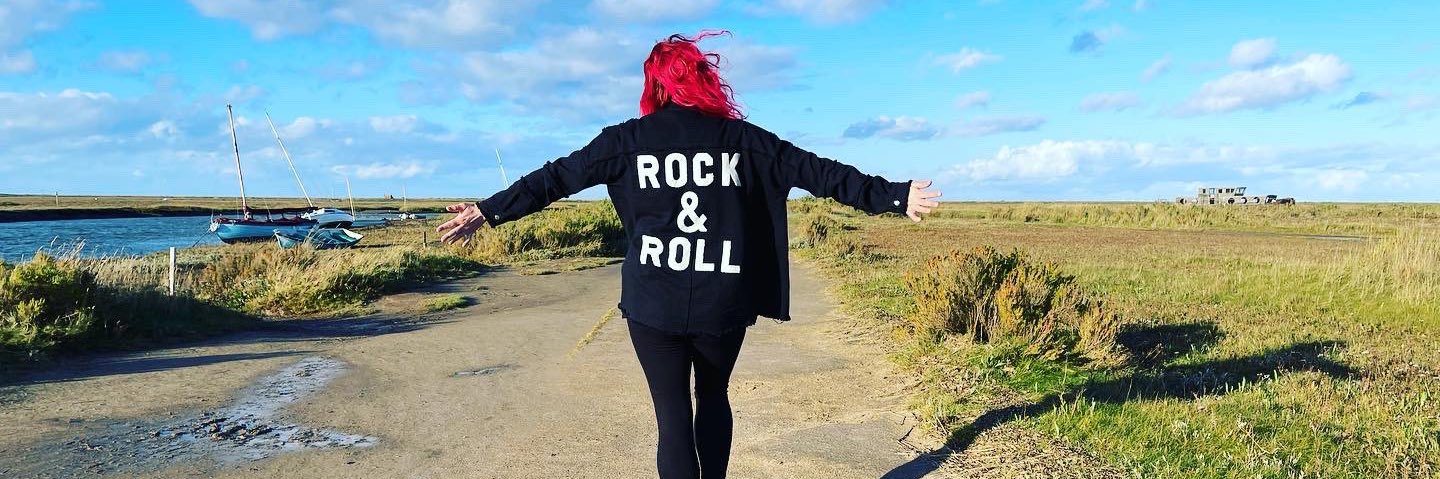 Mermaidsloth90's profile banner image