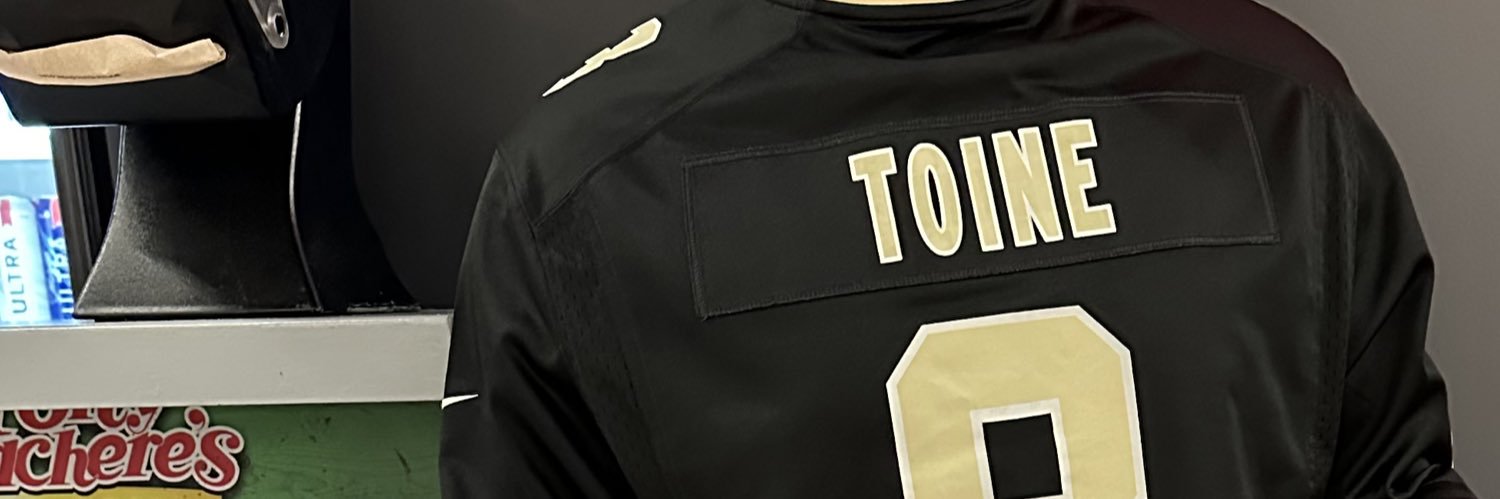 Toineee8's profile banner image
