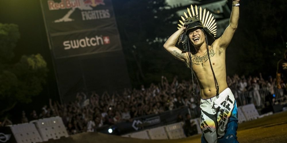 Taka Higashino banner