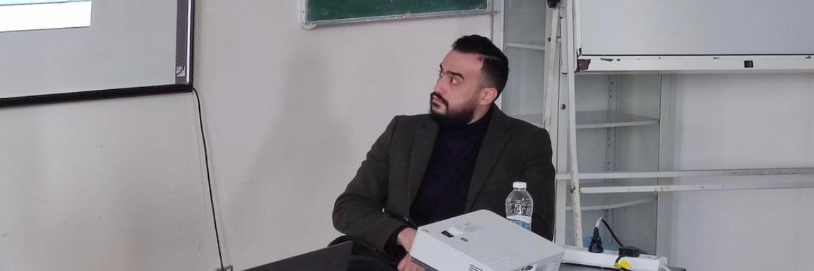 akkokhamis's profile banner image