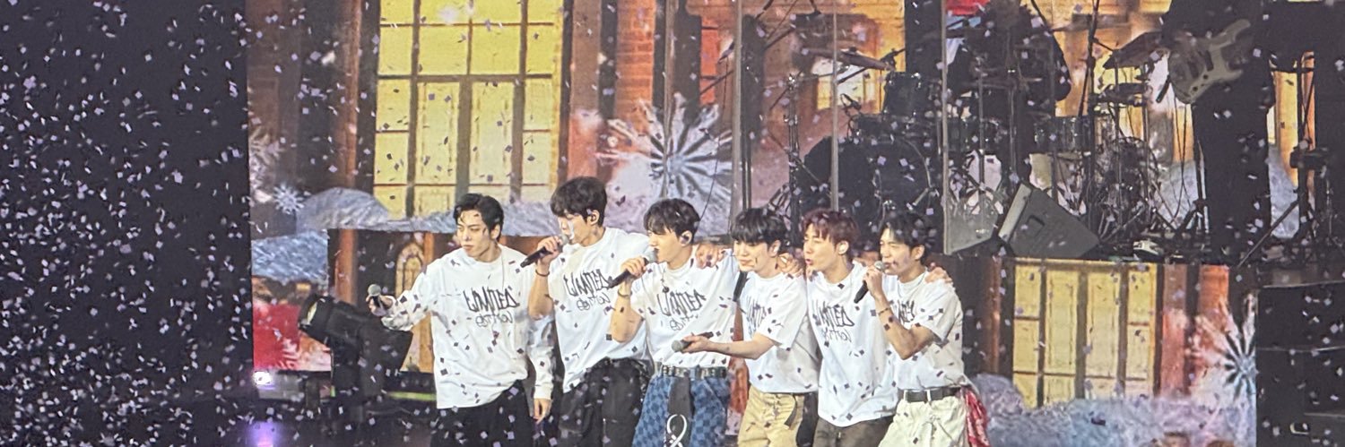 tingcat118's profile banner image