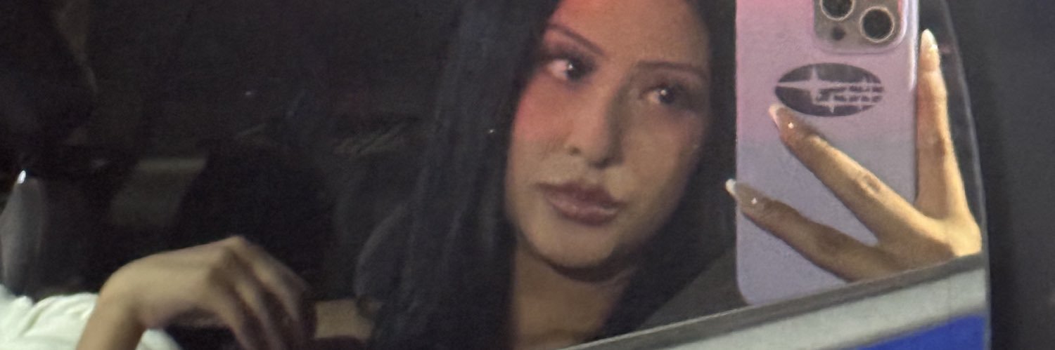noeliaxox's profile banner image