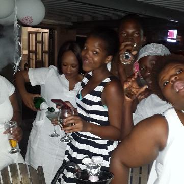 uzzi_kayoh's profile banner image