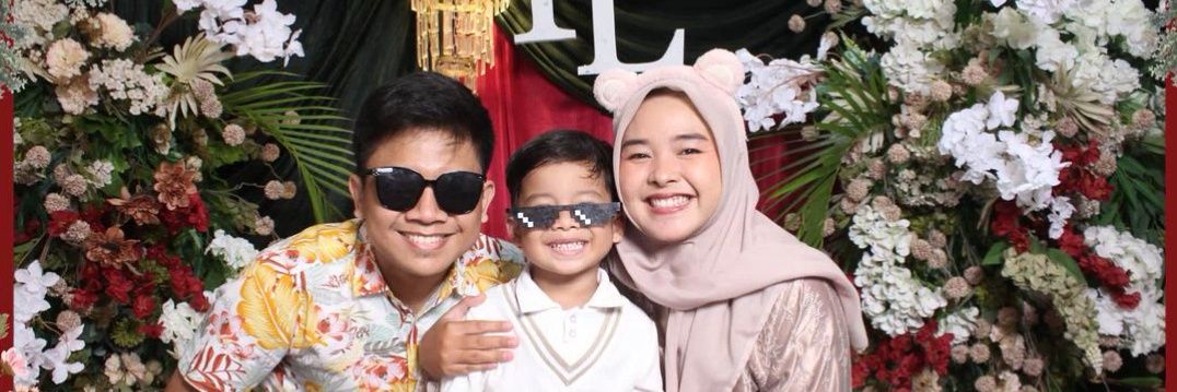 adillaansa's profile banner image