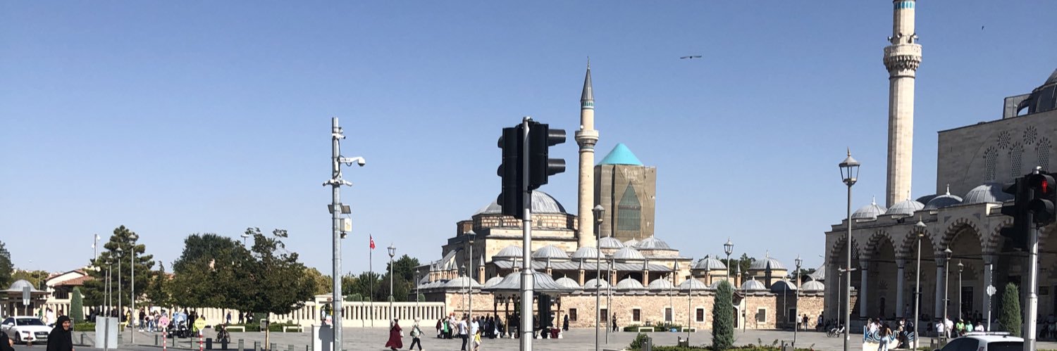 yusufkomut's profile banner image