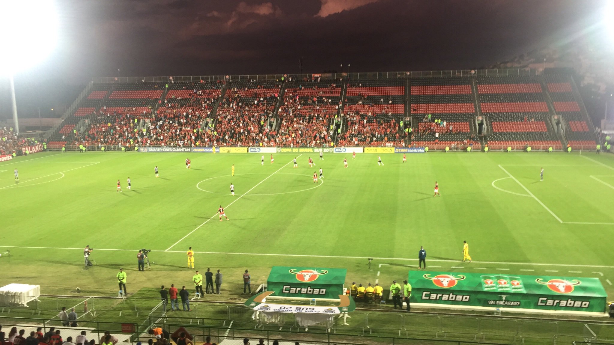 Luis Nogueira banner