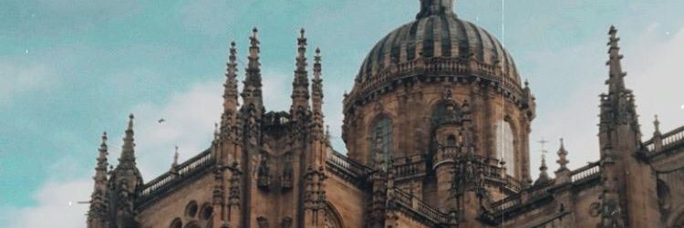 12_laaura's profile banner image